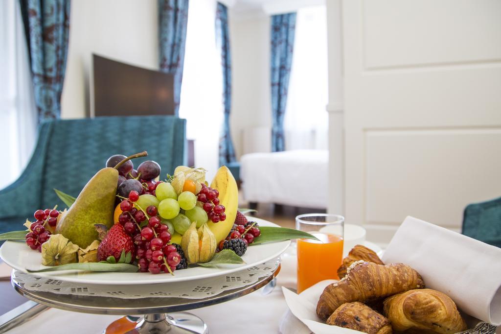 Grand Hotel Terme Σιρμιόνε Εξωτερικό φωτογραφία Room service