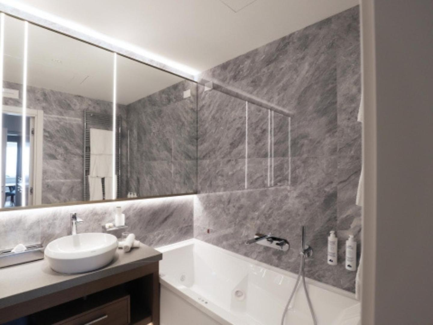 Grand Hotel Terme Σιρμιόνε Εξωτερικό φωτογραφία Bathroom