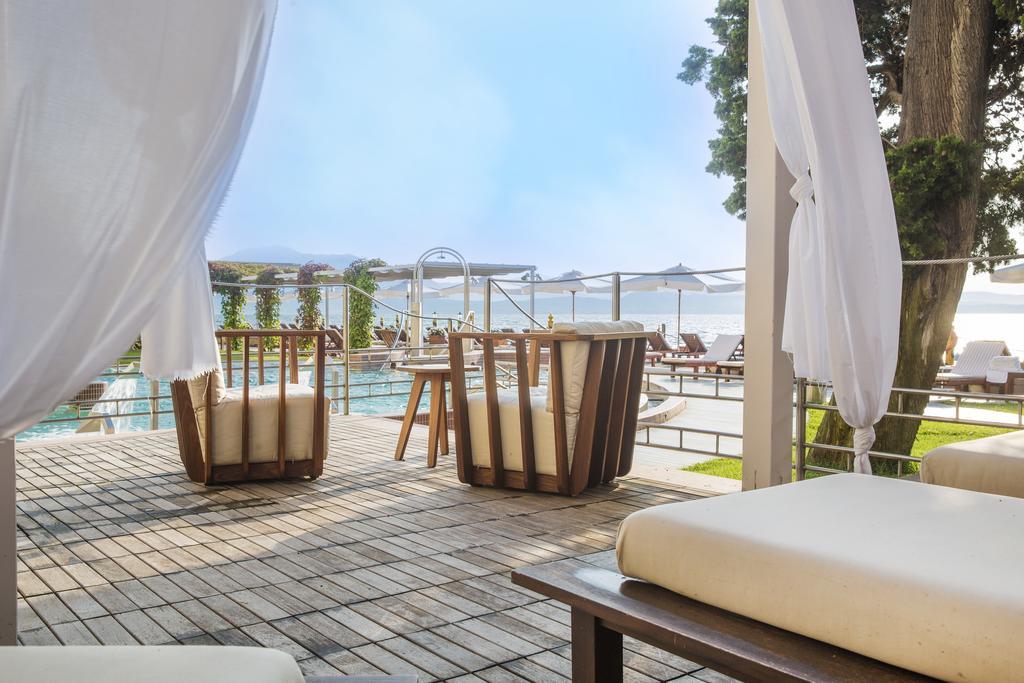Grand Hotel Terme Σιρμιόνε Εξωτερικό φωτογραφία The pool at the hotel